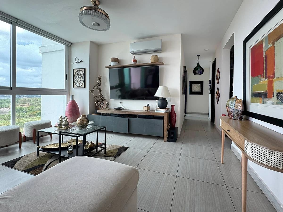 3-bedroom in COSTA DEL MAR, Costa del Este at its BEST!