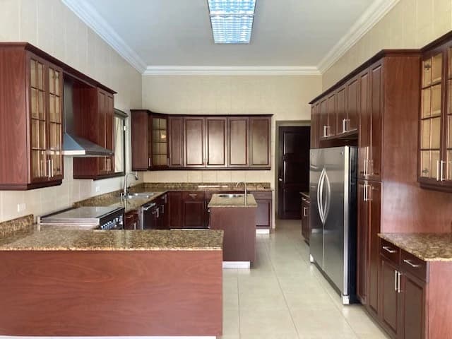 Four bedroom House in Toscana del Este with Solar Panels - photo 3