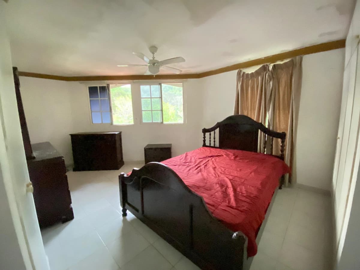 Family House in Gamboa - On the banks of the Panama Canal - photo 6