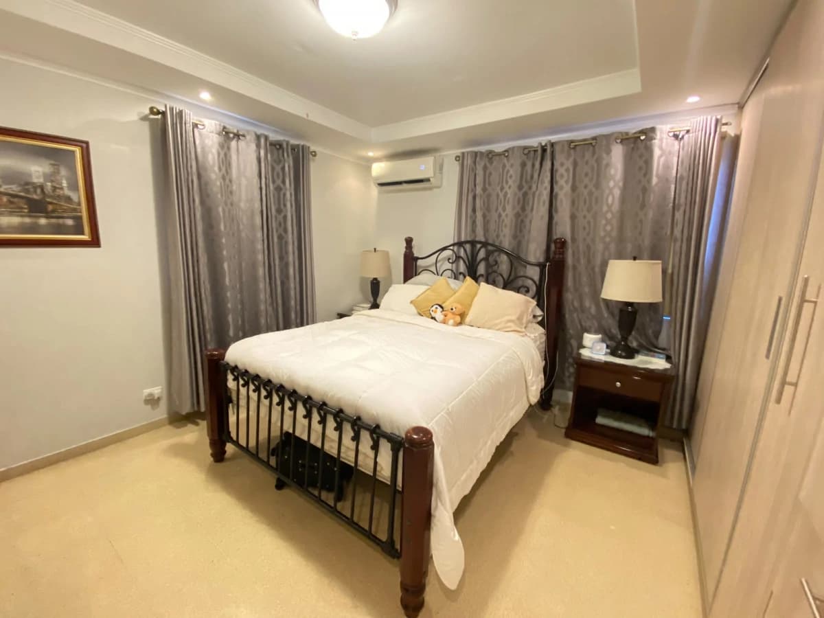 Family Home with a Pool and Jacuzzi. Just Bring Your Suitcases! - photo 13