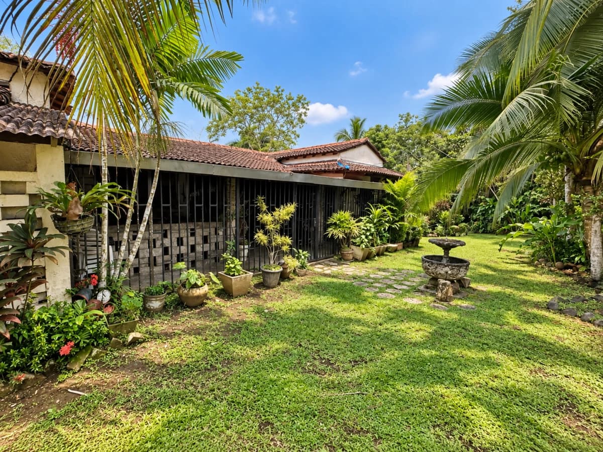A Hidden Gem in Las Cumbres | 3,433 m², Panoramic Views - photo 9