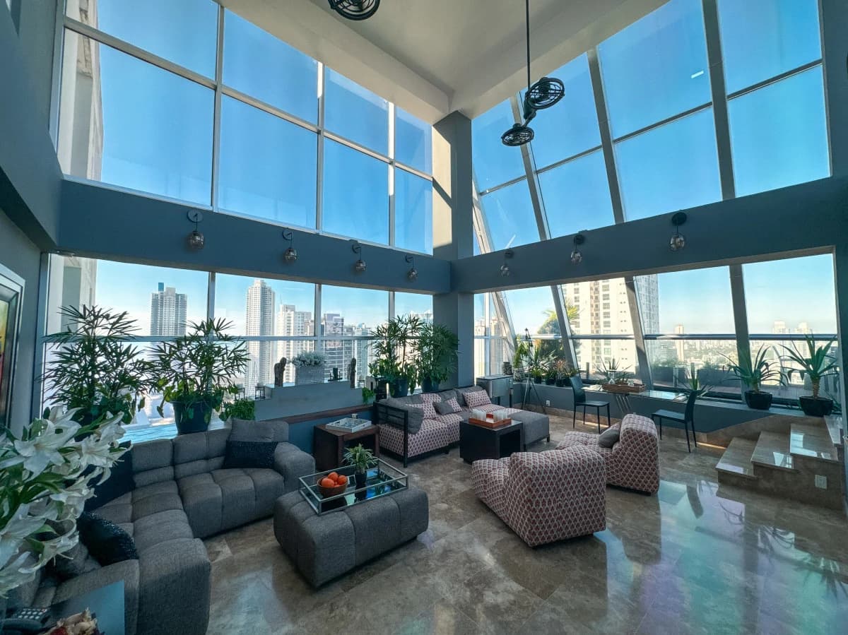 THE EPITOME OF URBAN LUXURY: 580 m² - photo 3