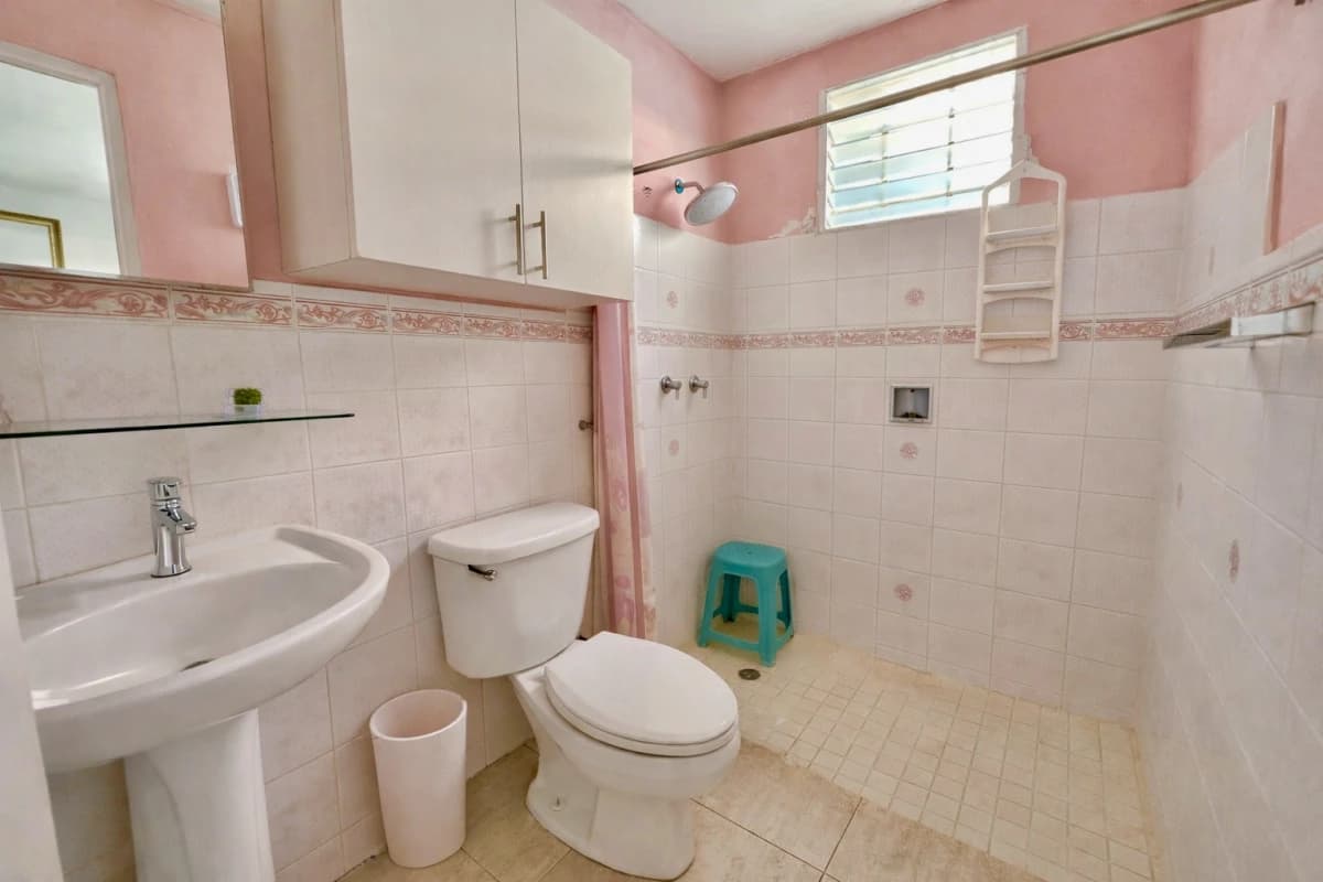 Brisas del Golf Home | 300 m², Prime Location - photo 17