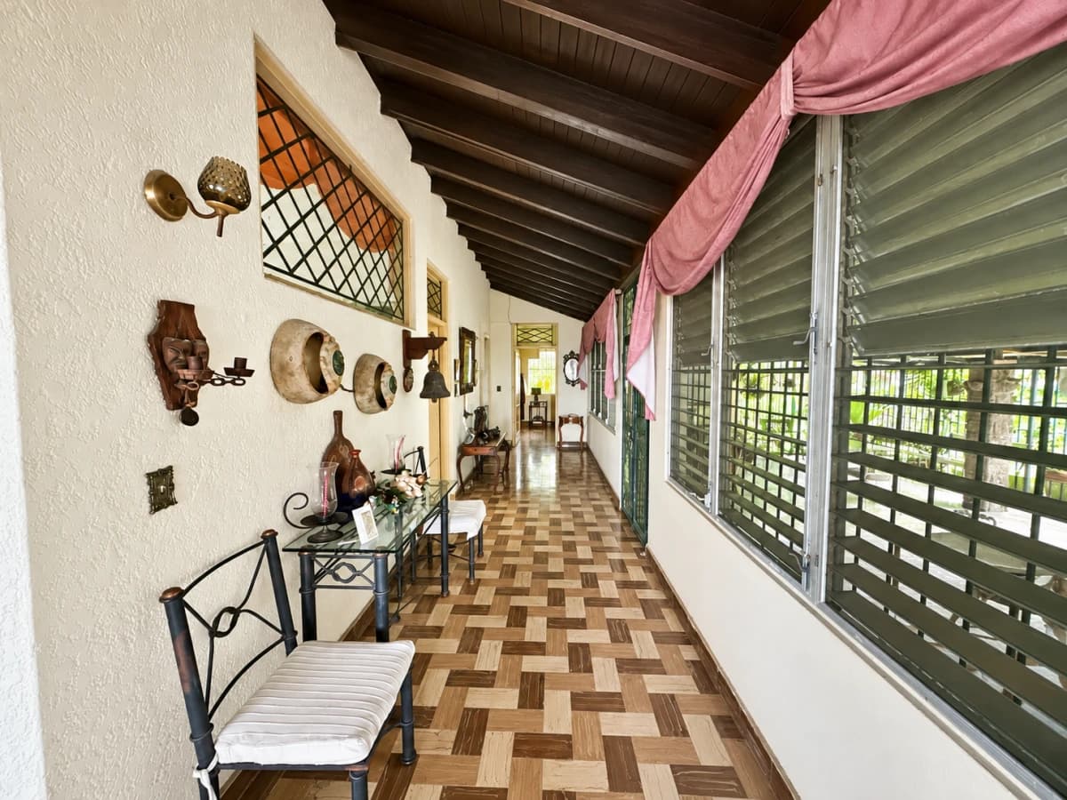 A Hidden Gem in Las Cumbres | 3,433 m², Panoramic Views - photo 15