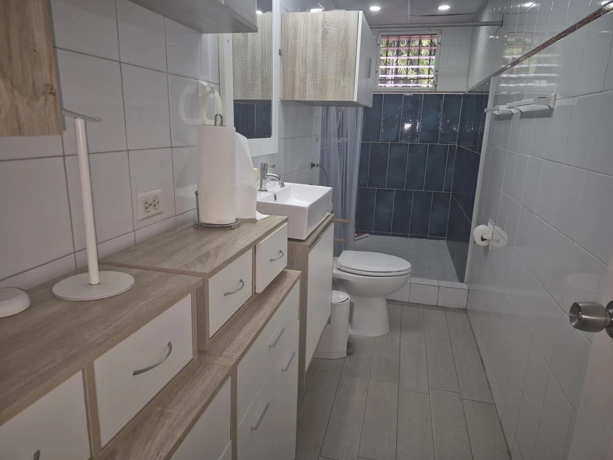 Beautiful Townhome in a Privileged Residential Area - photo 15
