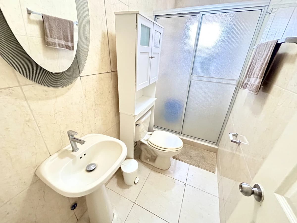 For sale in Colinas del Oeste in Arraijan - photo 14
