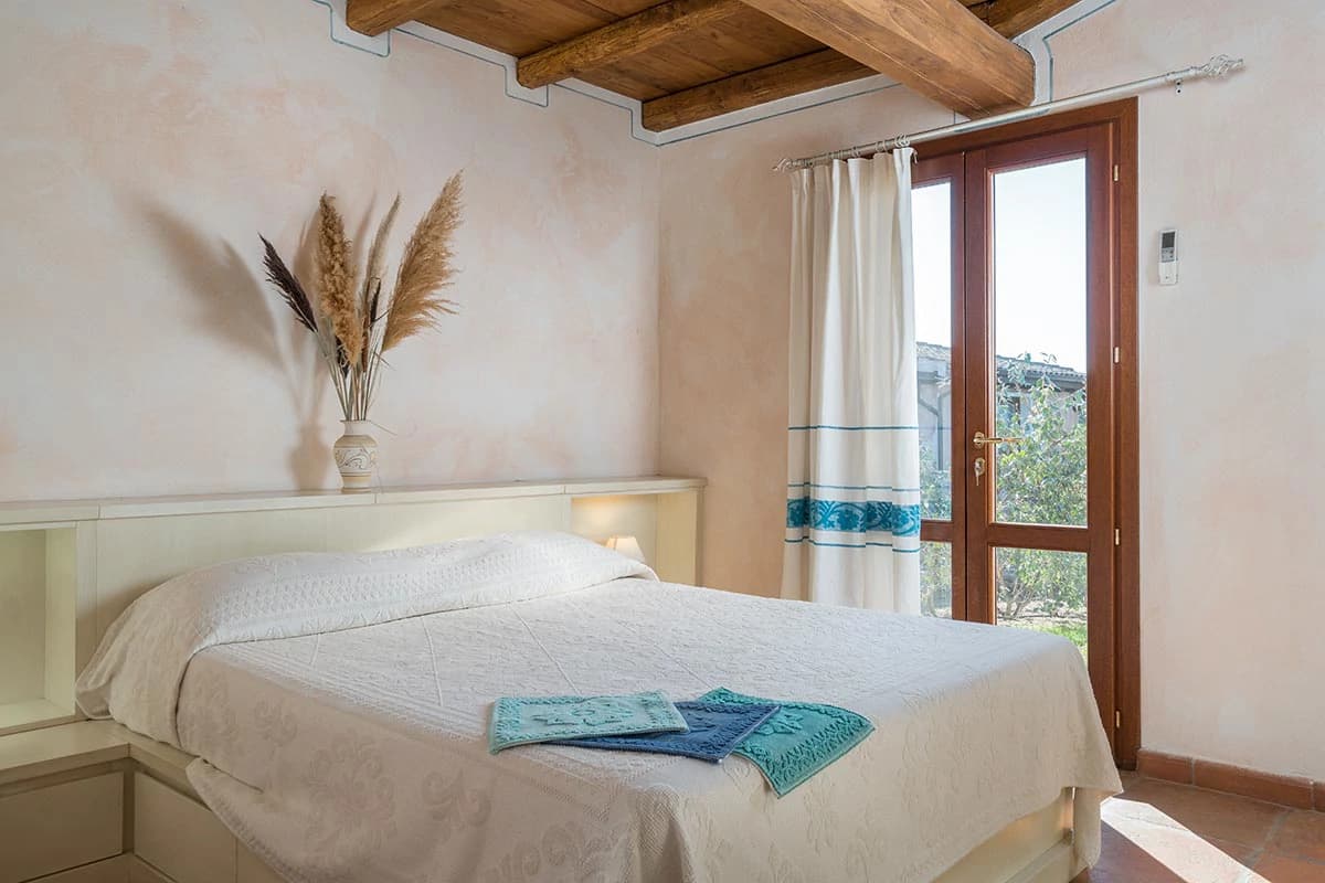 5 bed villa for sale in Sardinia - photo 4