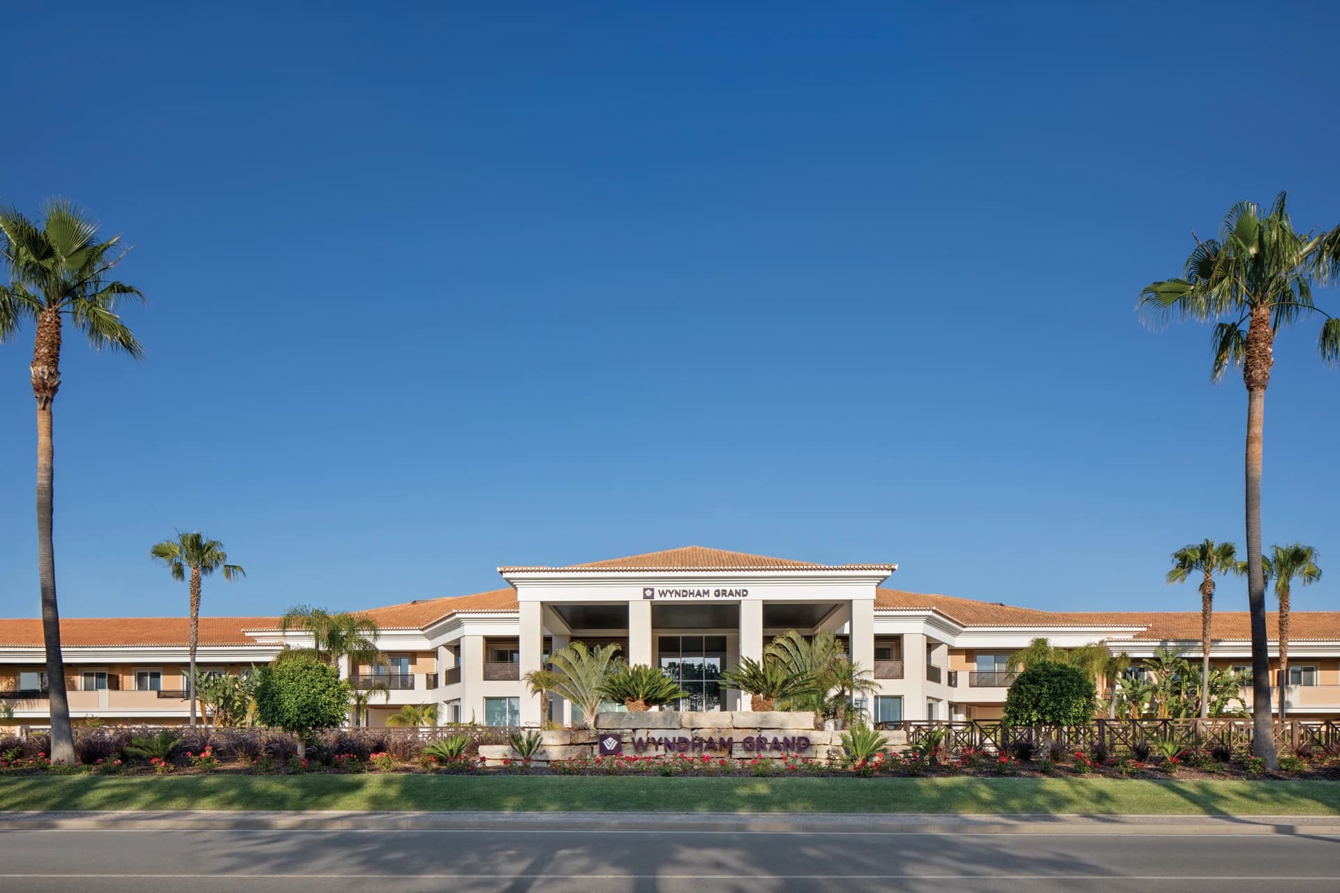 3 bed luxury penthouses for sale | Wyndham Grand Algarve - photo 3