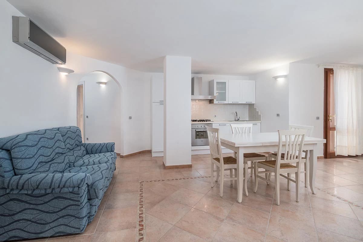 5 bed pool villa with direct beach access in Sardinia - photo 4