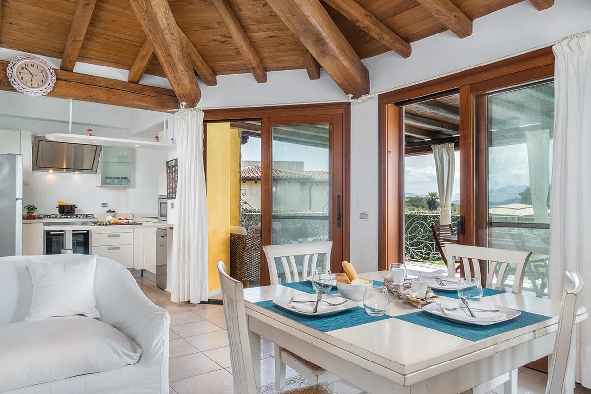 5 bed pool villa with direct beach access in Sardinia - photo 2
