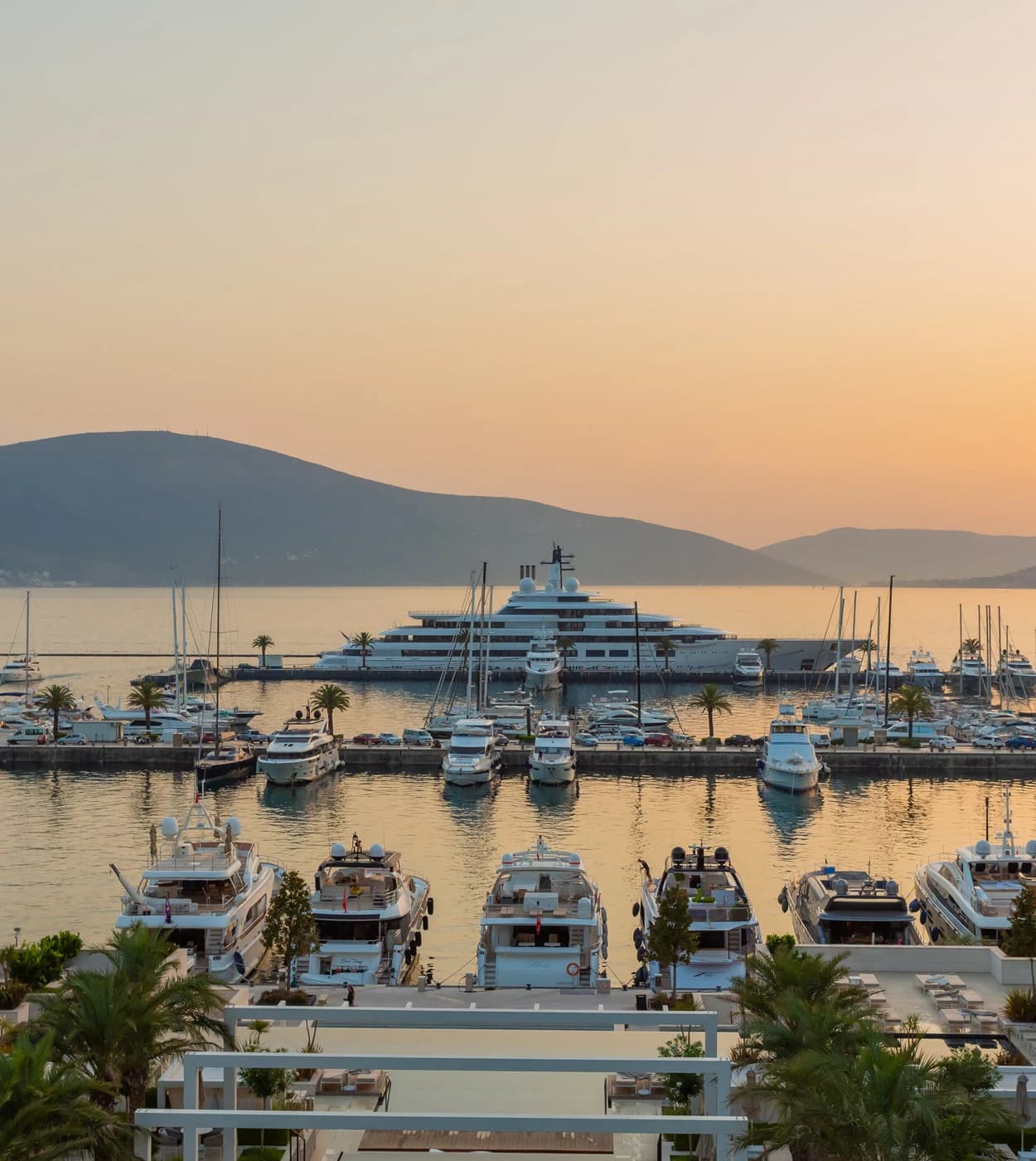 Studio-3 bed luxury marina residences for sale | Aurora, Porto Montenegro - photo 17