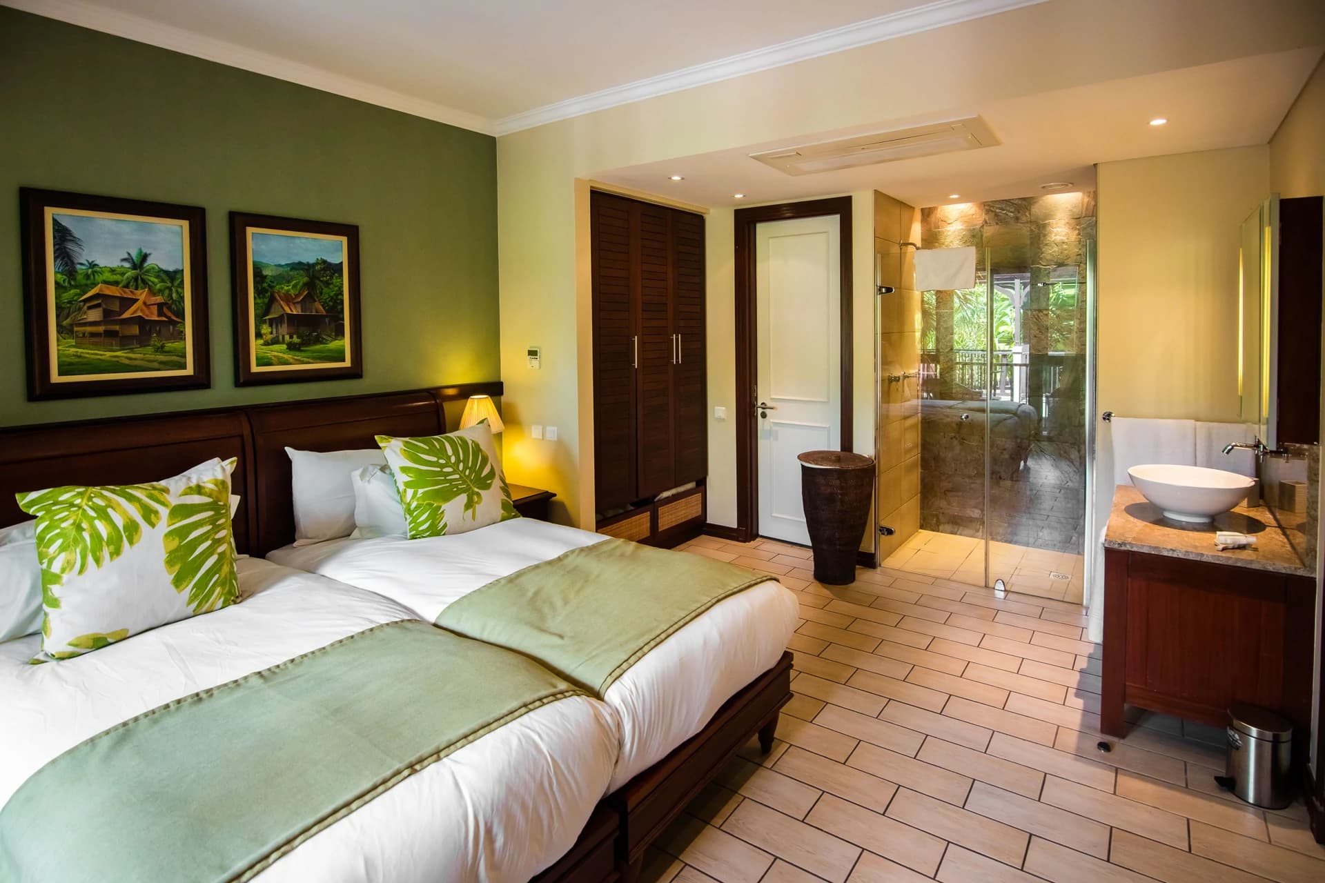Hibiscus - 2 Bed Apartment for sale at Eden Island, Seychelles - photo 17