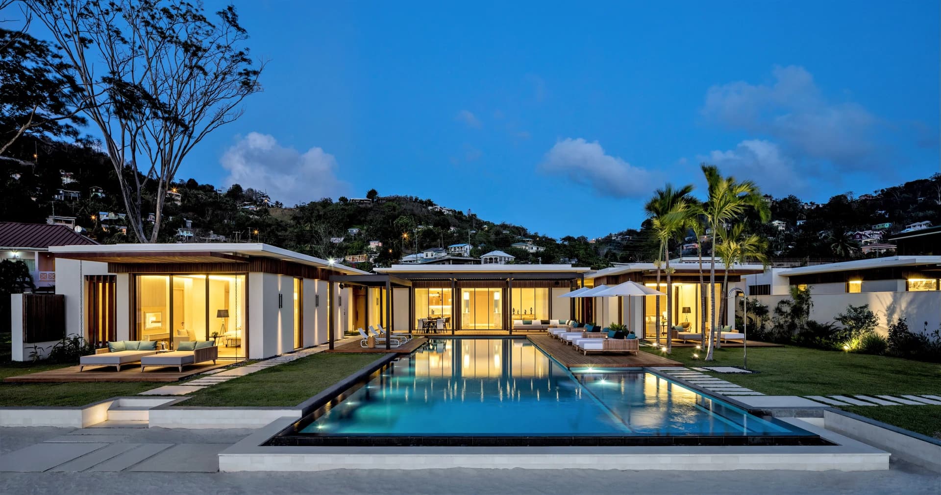 5 star beach and hillside villas for sale at Silversands Grenada, 3-4 Beds