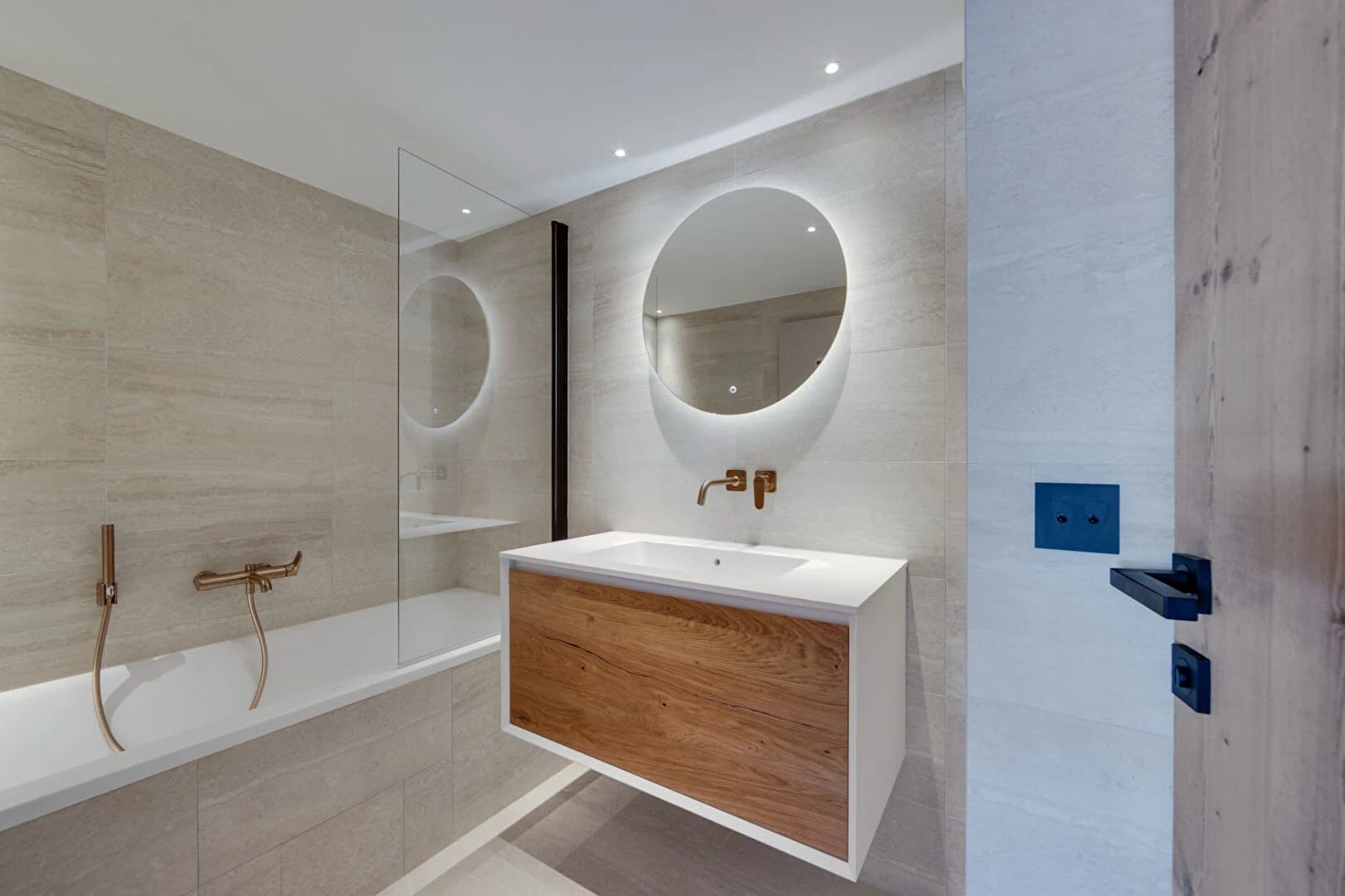 A 3-bed duplex for sale in Val d’Isere ski resort, France - photo 12