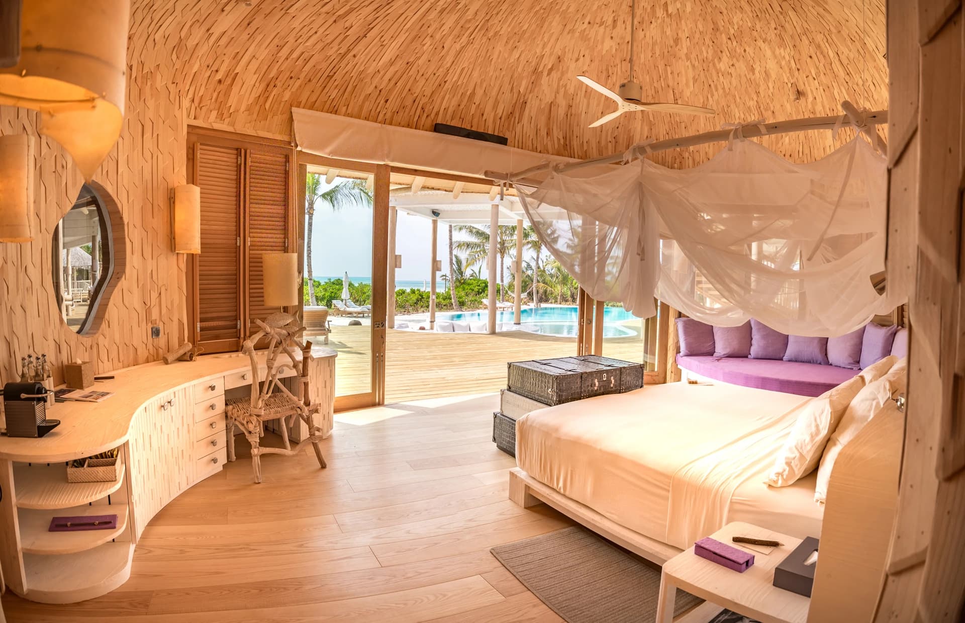 Luxury Maldives beach & over water villas for sale | Soneva Jani - photo 14