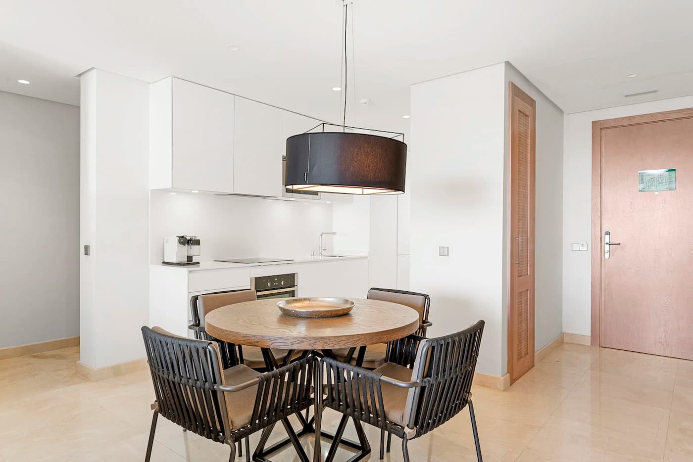 2 Bed Apartment Resale - Las Terrazas in Abama Resort, Tenerife - photo 4