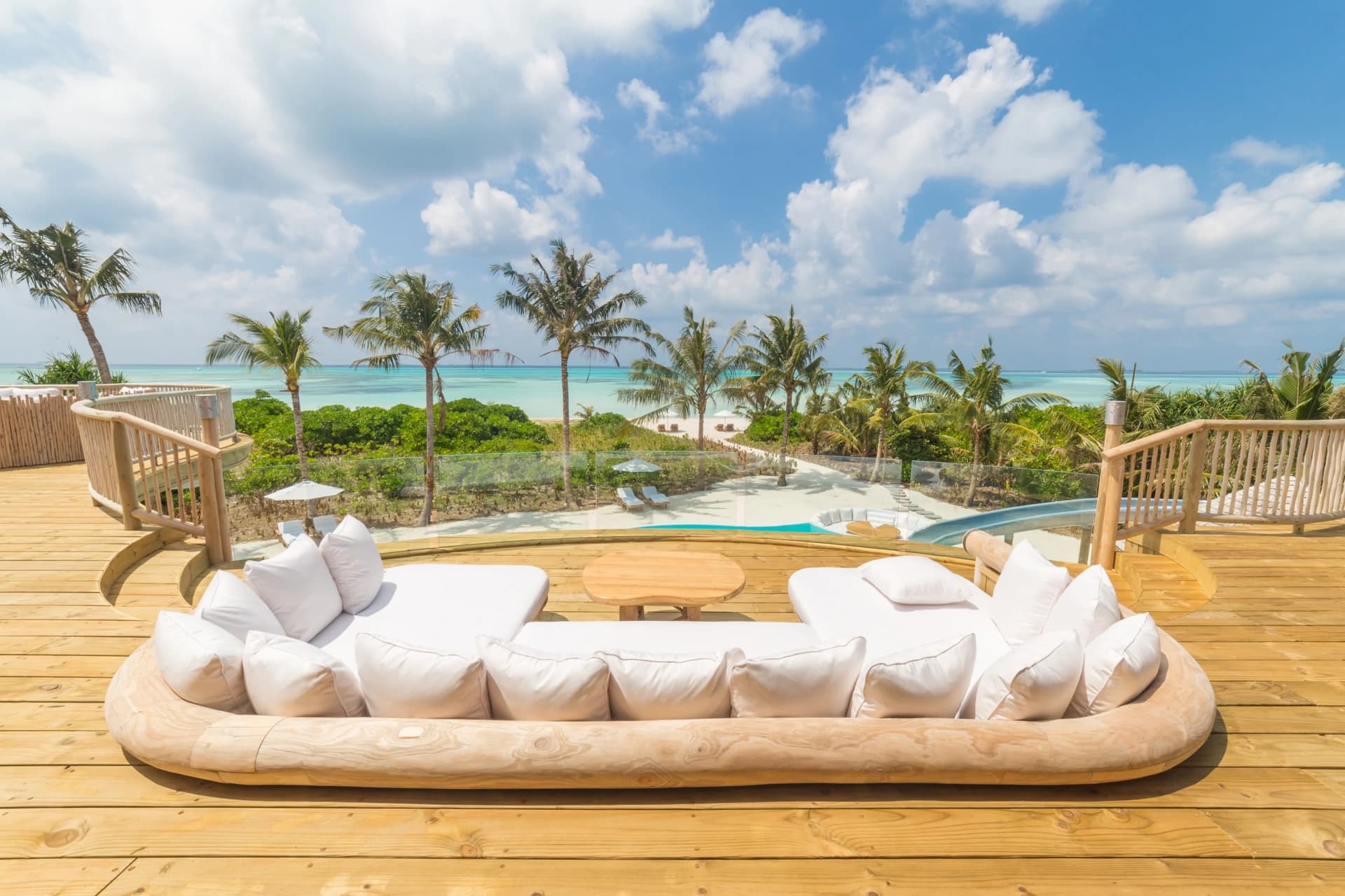 Luxury Maldives beach & over water villas for sale | Soneva Jani - photo 8