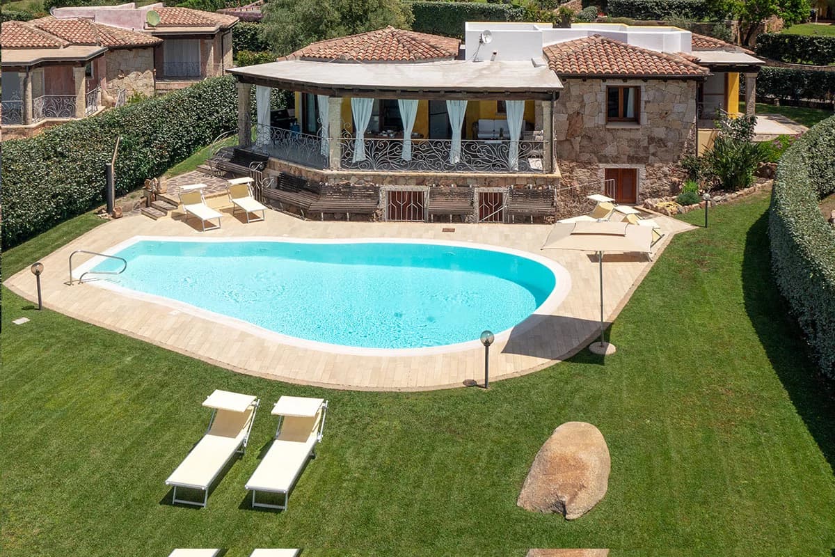5 bed pool villa with direct beach access in Sardinia