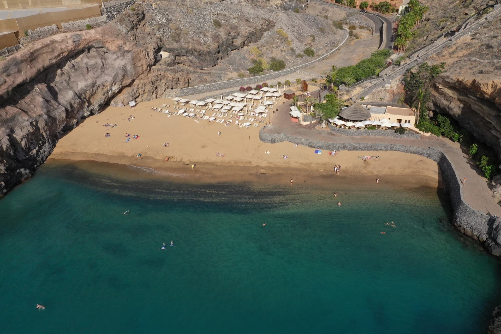 Luxury Tenerife Villas For Sale - Abama Tenerife - Las Villas del Tenis - photo 12