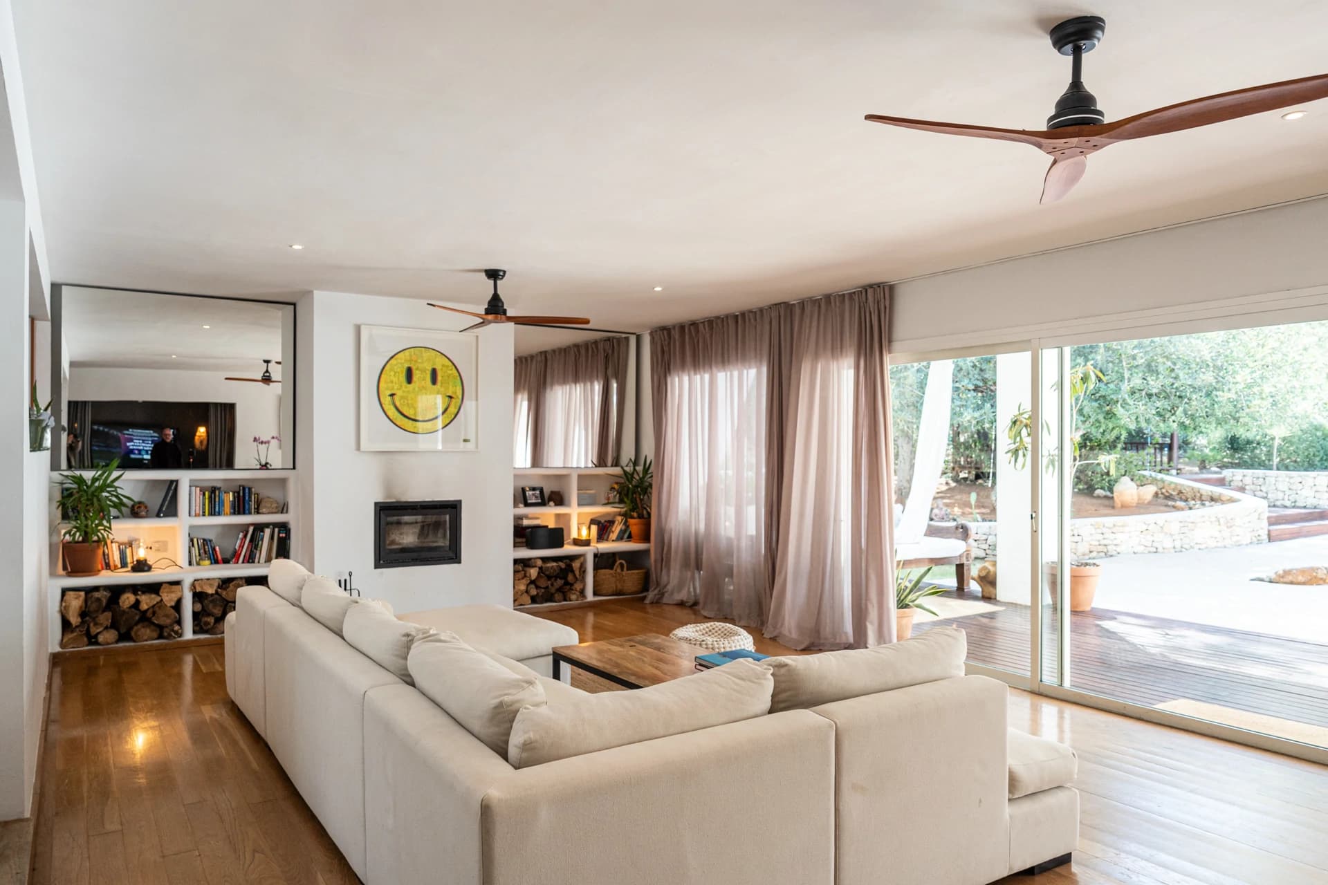 6 bed pool villa with tennis court for sale in Ibiza - photo 4