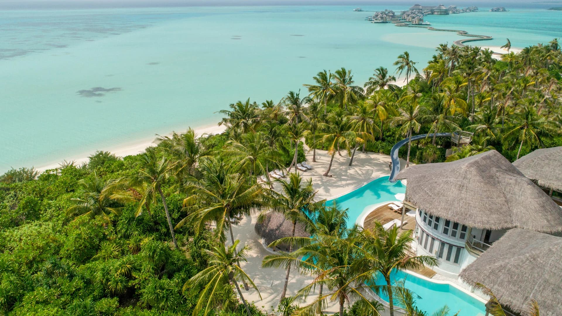 Luxury Maldives beach & over water villas for sale | Soneva Jani - photo 25