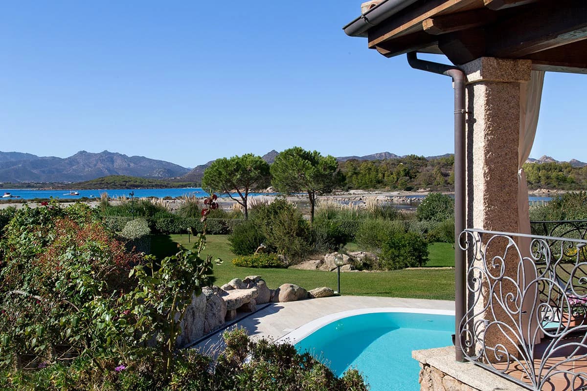 5 bed villa for sale in Sardinia - photo 6