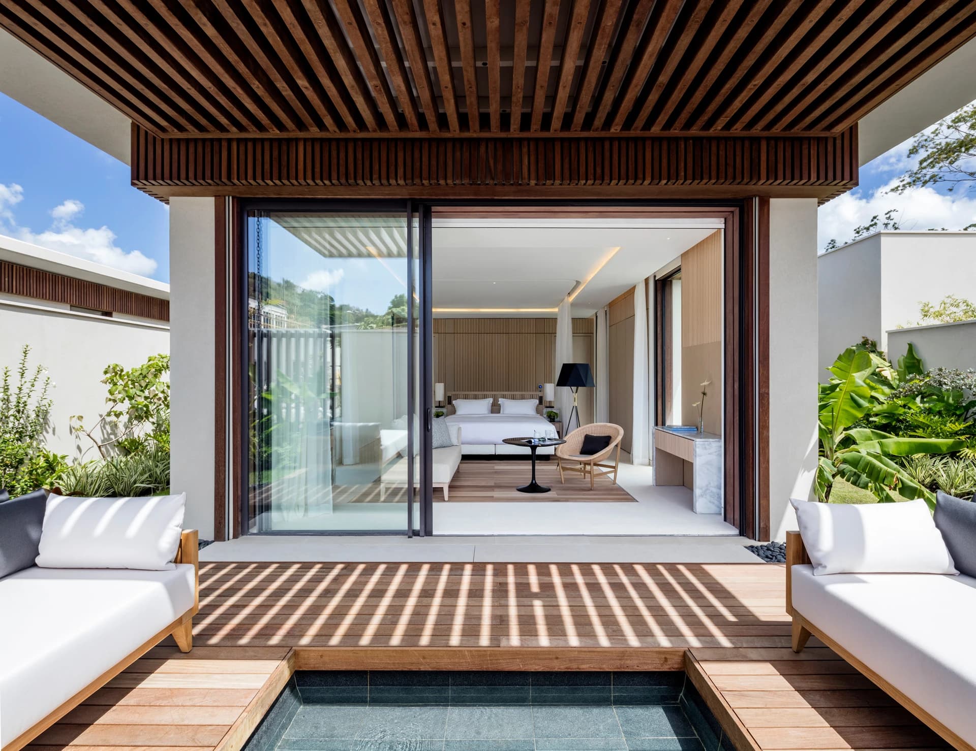 5 star beach and hillside villas for sale at Silversands Grenada, 3-4 Beds - photo 11
