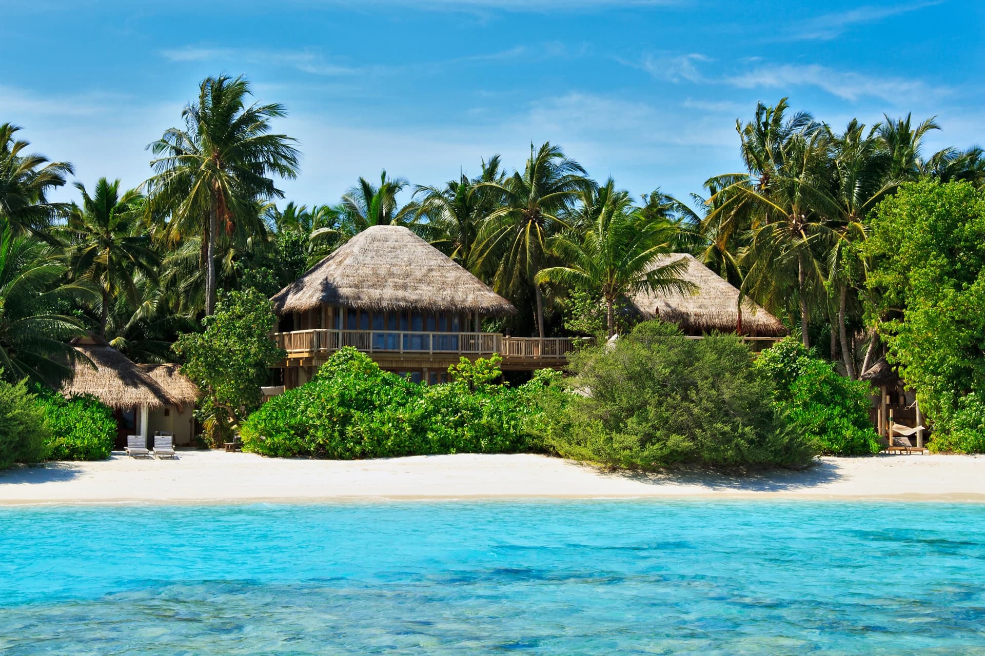 Luxury branded beach villas for sale | Soneva Fushi Maldives - photo 14