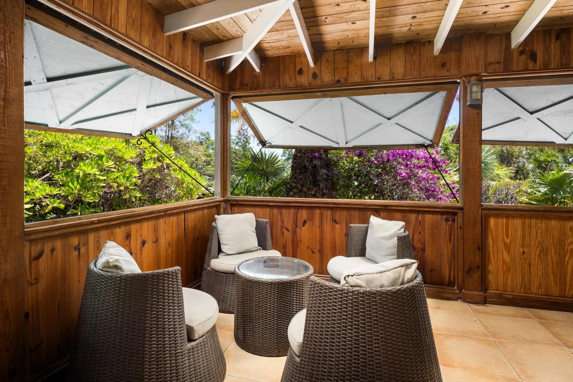 Columbus Cottage | Sandpiper Avenue - photo 3