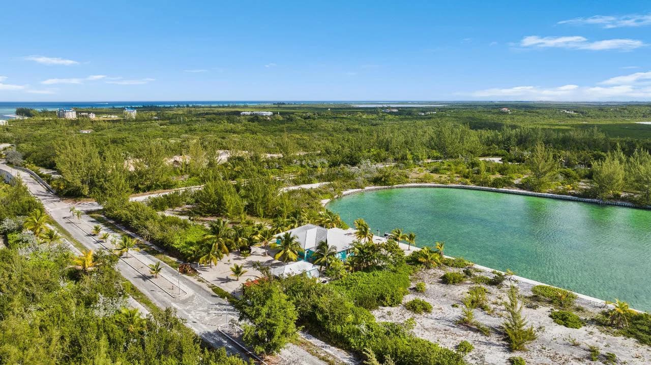 North Caicos Yacht Club Canal House - photo 17