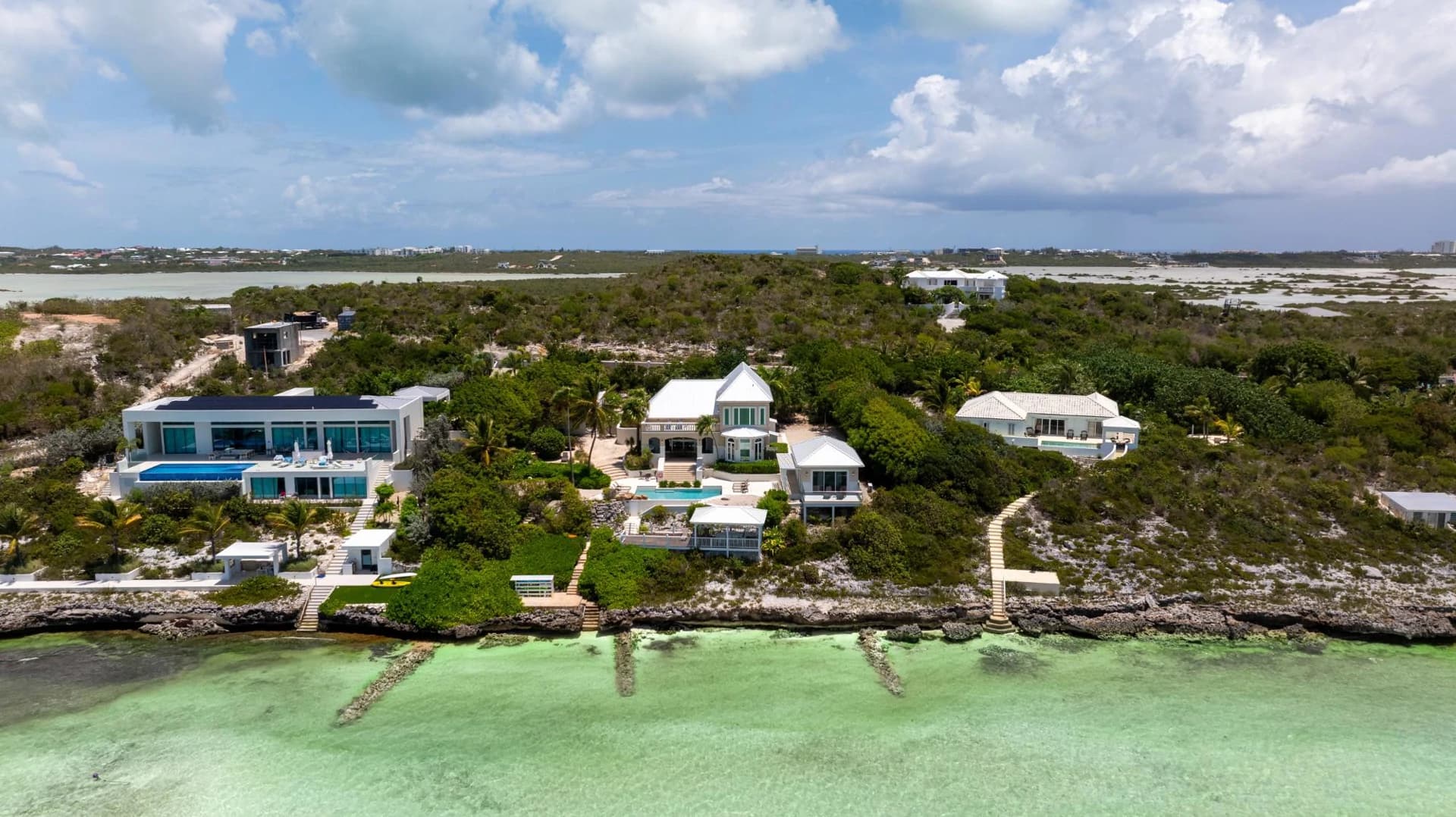 THREE CAYS VILLA