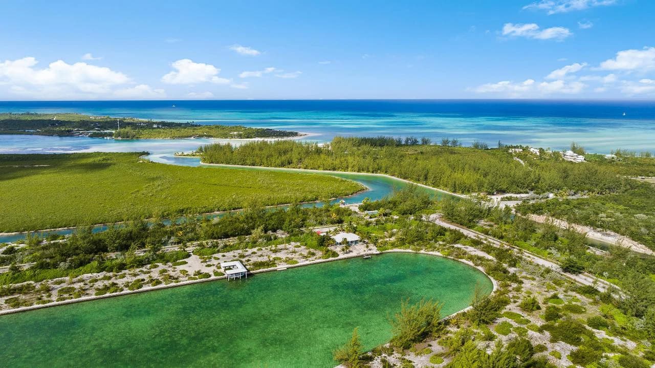 North Caicos Yacht Club Canal House - photo 20