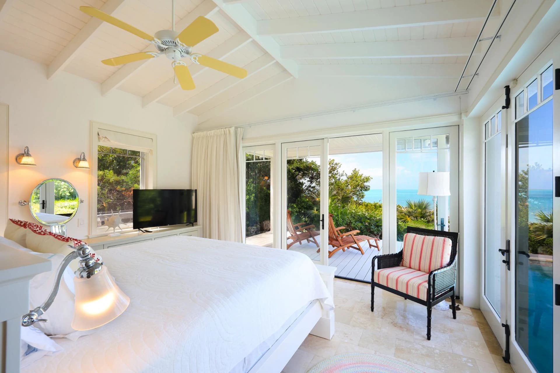 Jasper House, Sapodilla Bay - photo 12