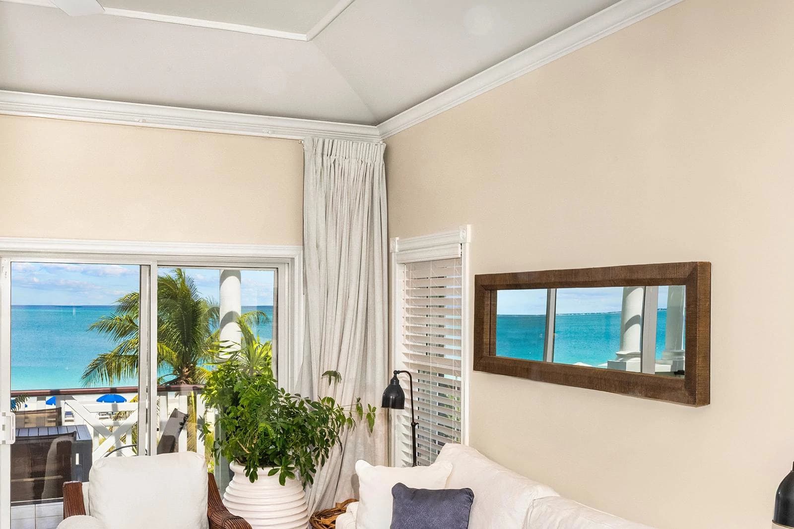 131 Royal West Indies - photo 7