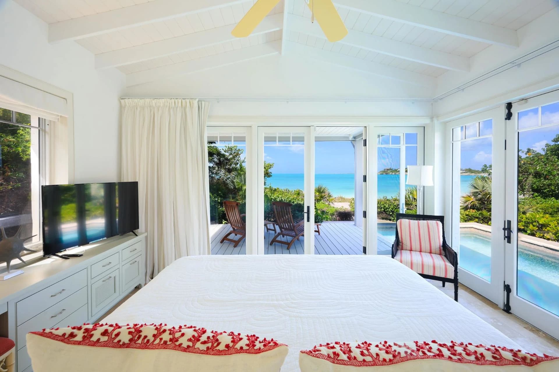 Jasper House, Sapodilla Bay - photo 11