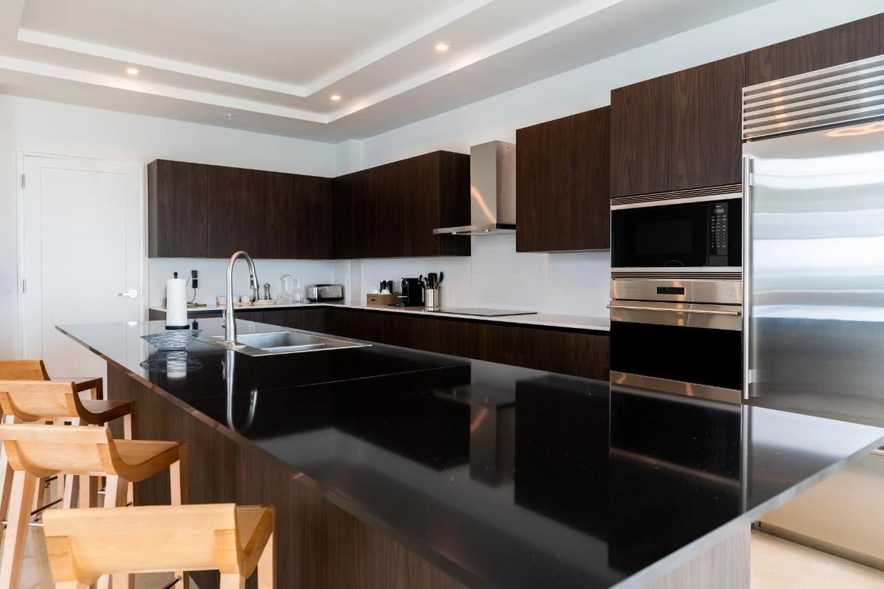Penthouse 3001 - Ritz Carlton Residences - photo 11
