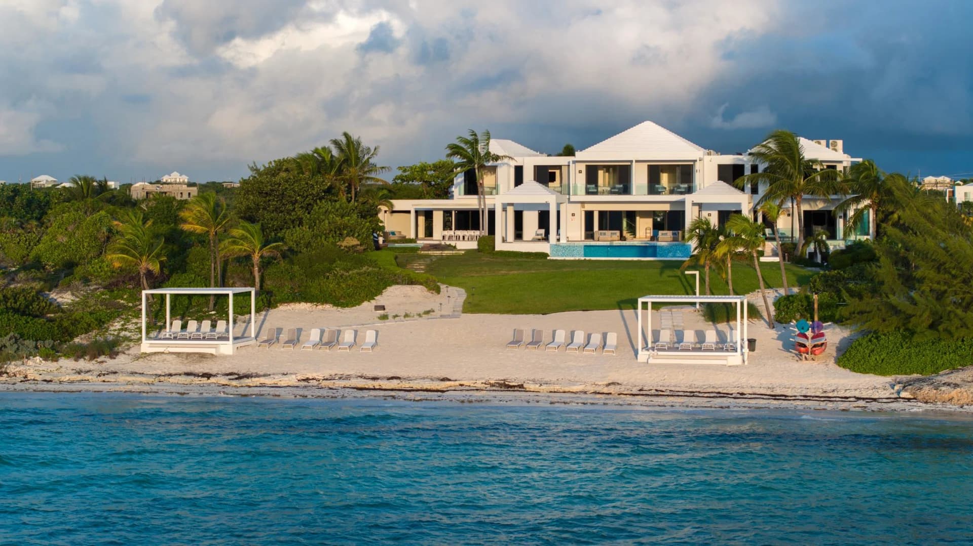 Triton Luxury Villa - photo 5