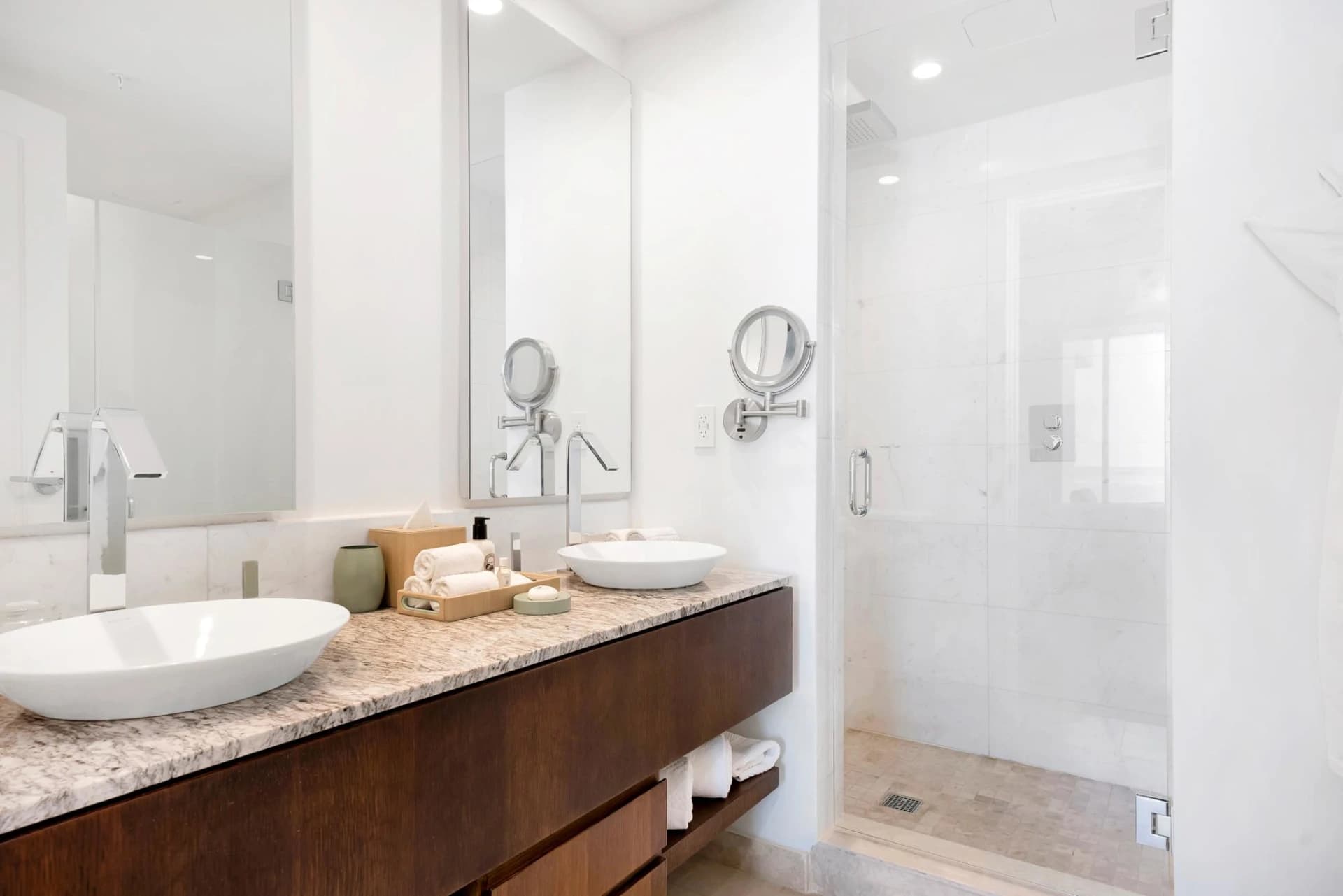 UNIT 1040 (4A) RITZ CARLTON 3BR/4BA/DEN/LAUNDRY - photo 22