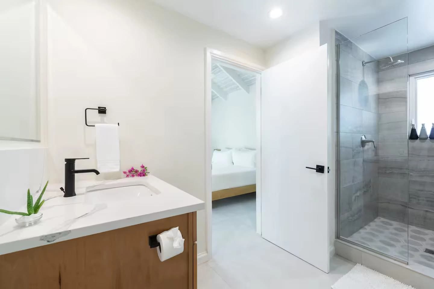 Ocean Jewel on Ocean Point Dr. - photo 32