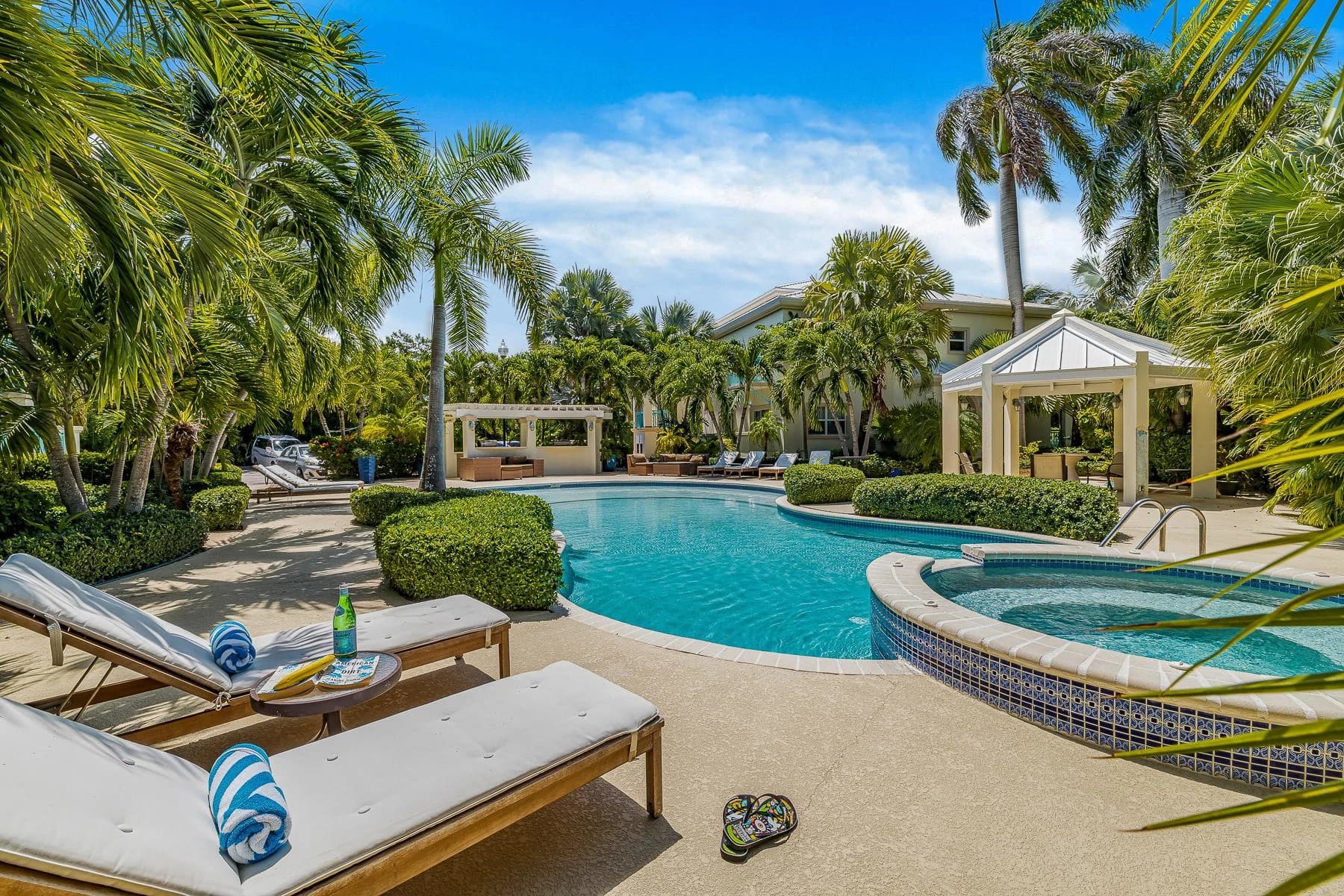 Caribbean Diamond Residences