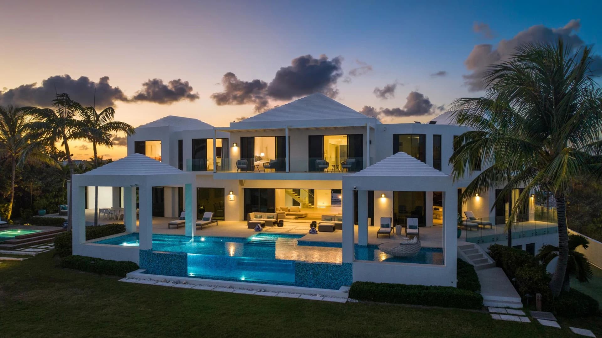 Triton Luxury Villa - photo 9
