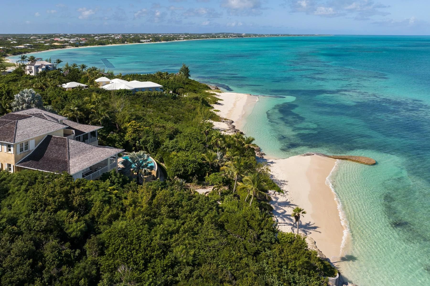 BLUE CAY - Thompson Cove Beachfront - photo 2