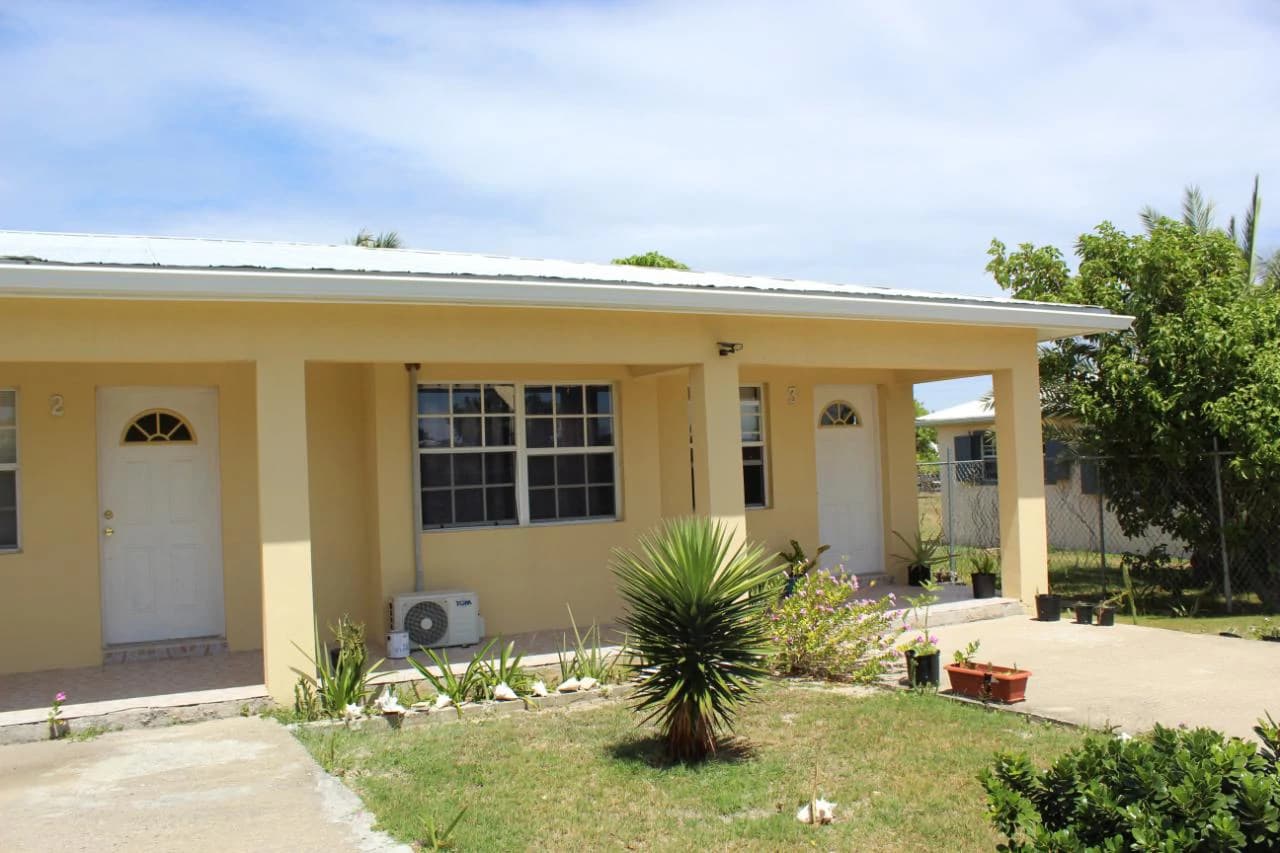 Grand Turk Income Triplex Apt