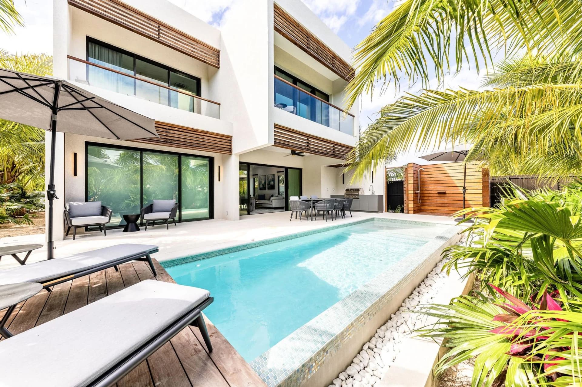 Lotus Villa II