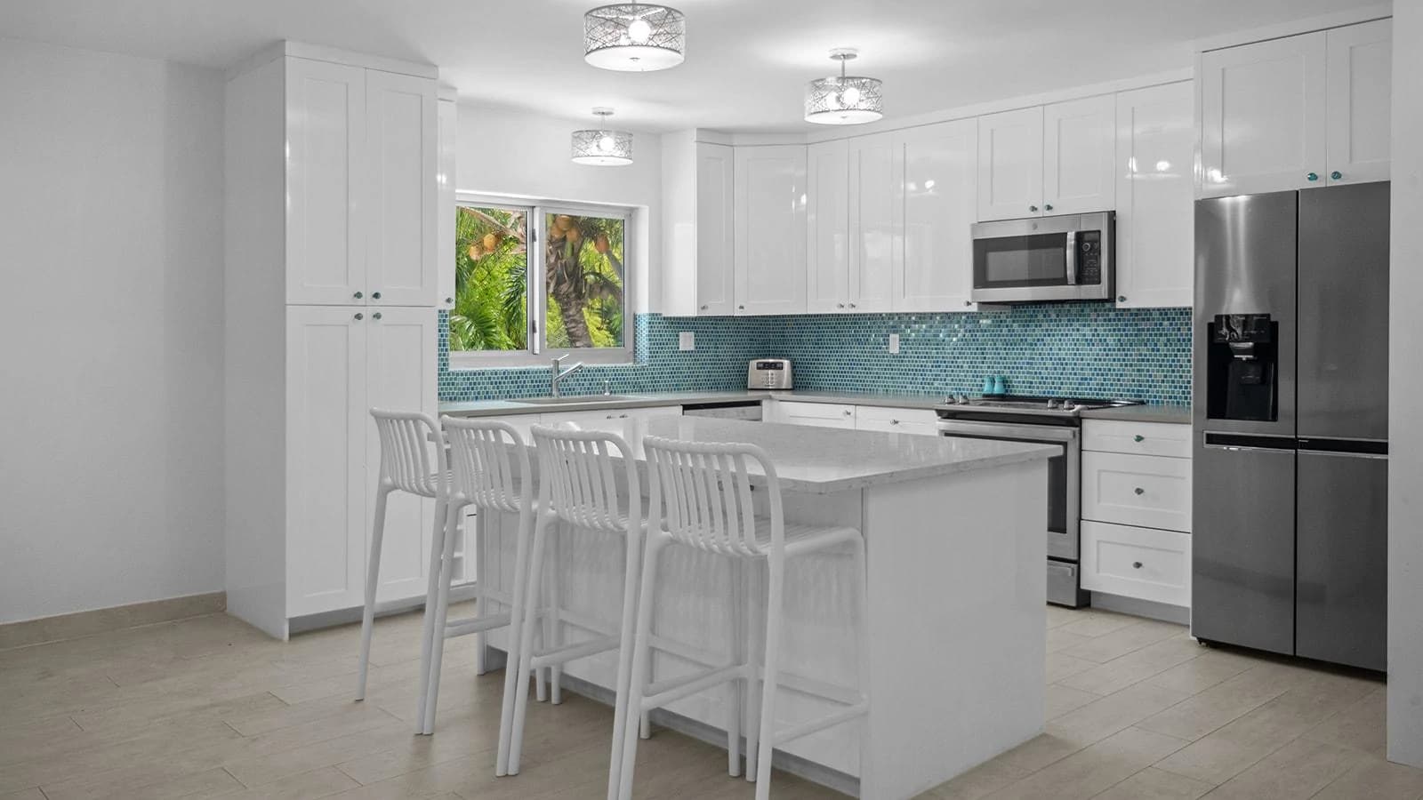 Perfect Leeward Turnkey Property - photo 10