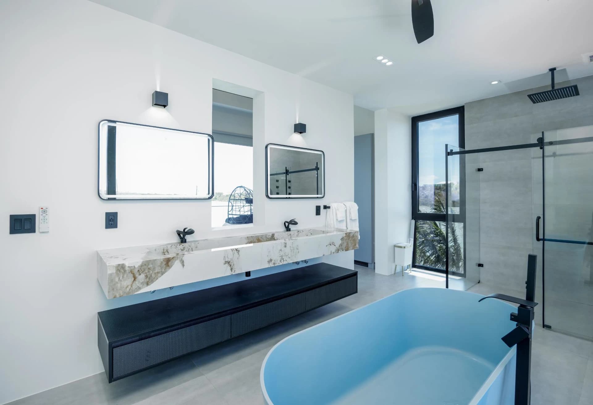 Onyx East - photo 5