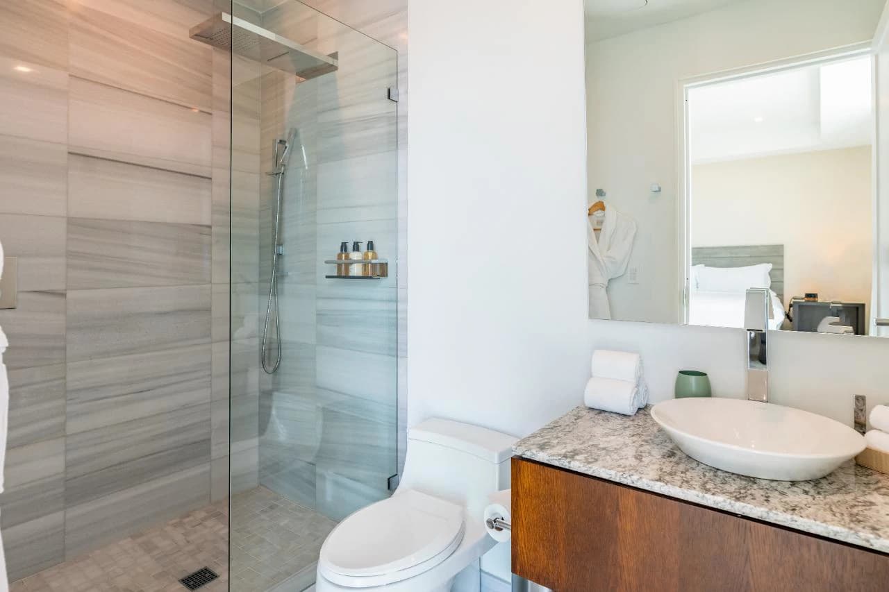 Penthouse 3001 - Ritz Carlton Residences - photo 16