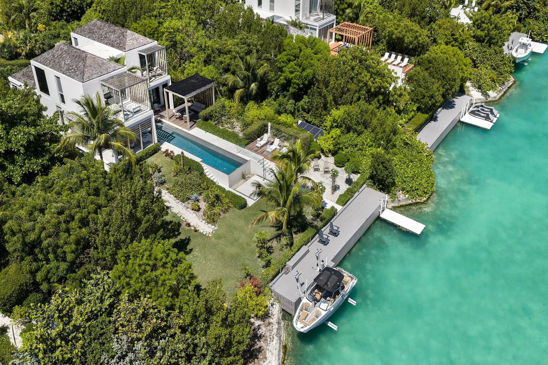 Villa 7 - Blue Cay Estate Canal Front - photo 32