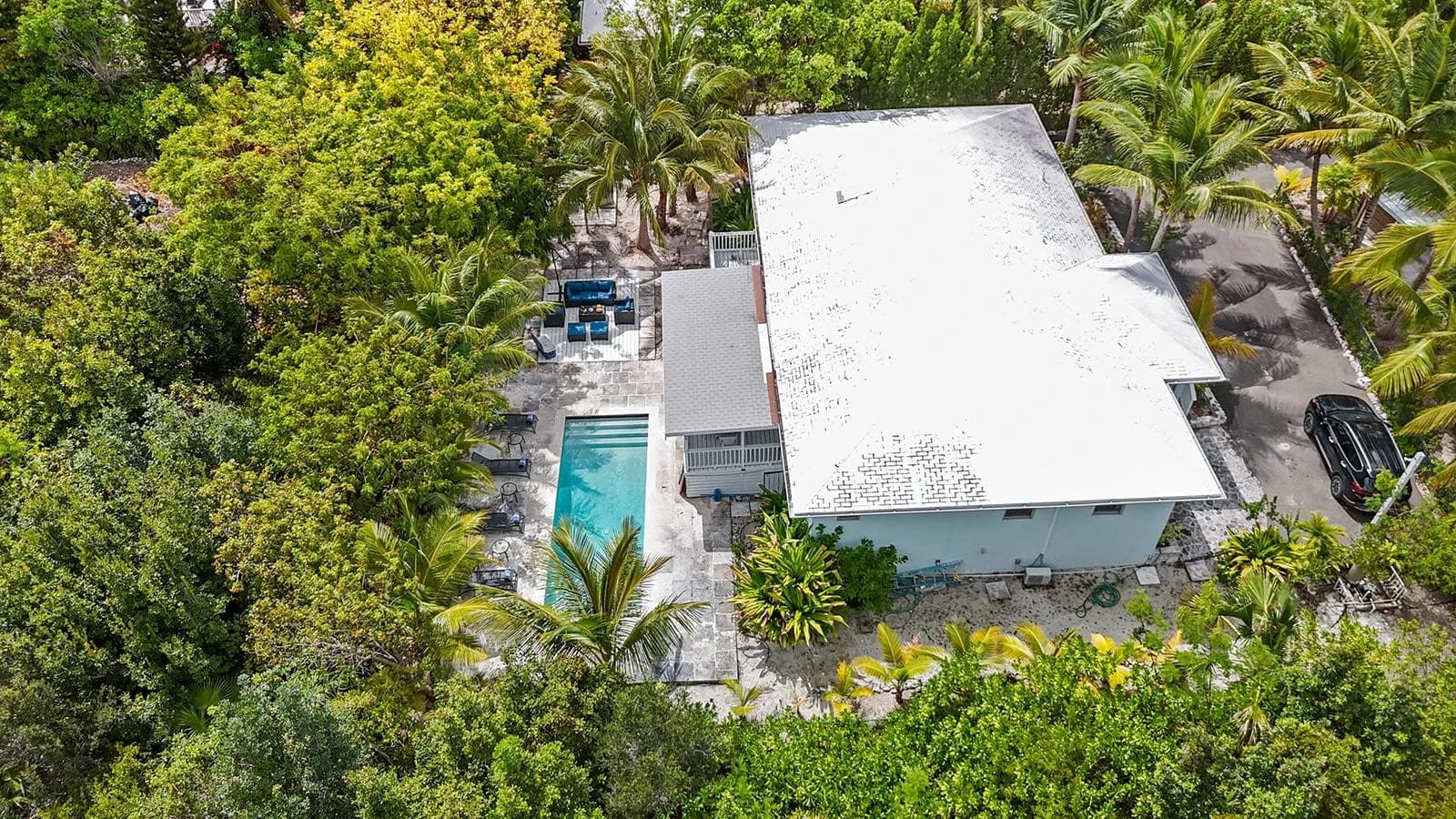 Perfect Leeward Turnkey Property - photo 37