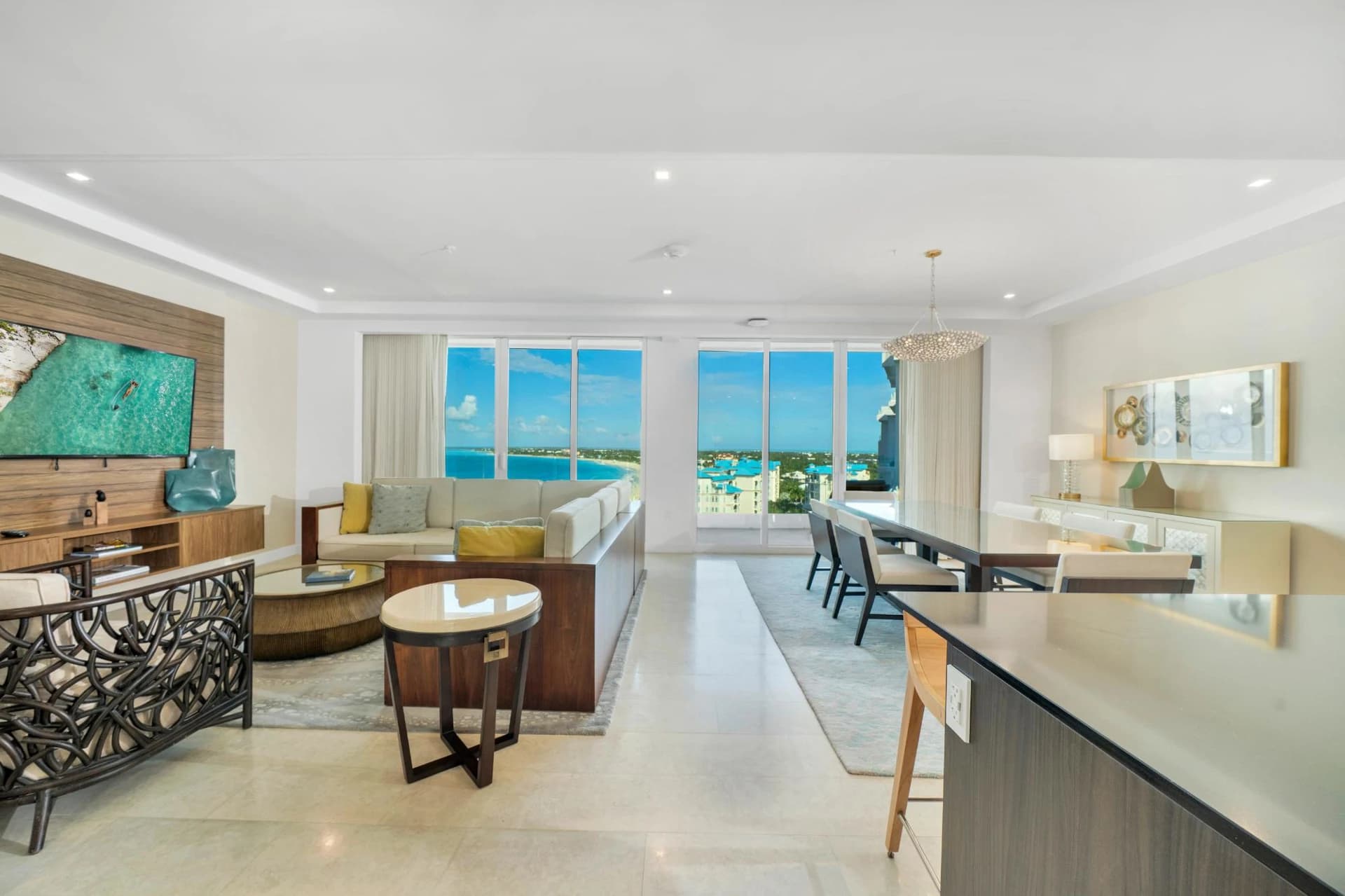 UNIT 2114 RITZ CARLTON 3BR/3BA